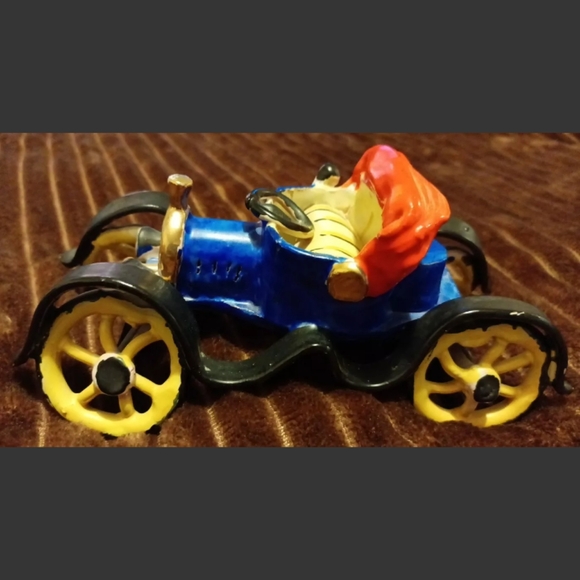 Vintage Capodimonte Ceramic Old Car Buick from Italy Hand Painted - Picture 6 of 9